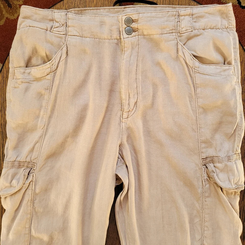 American Eagle Tan Linen Blend Cargo Elastic Cuff Joggers Size Women 16 - Picture 3 of 13